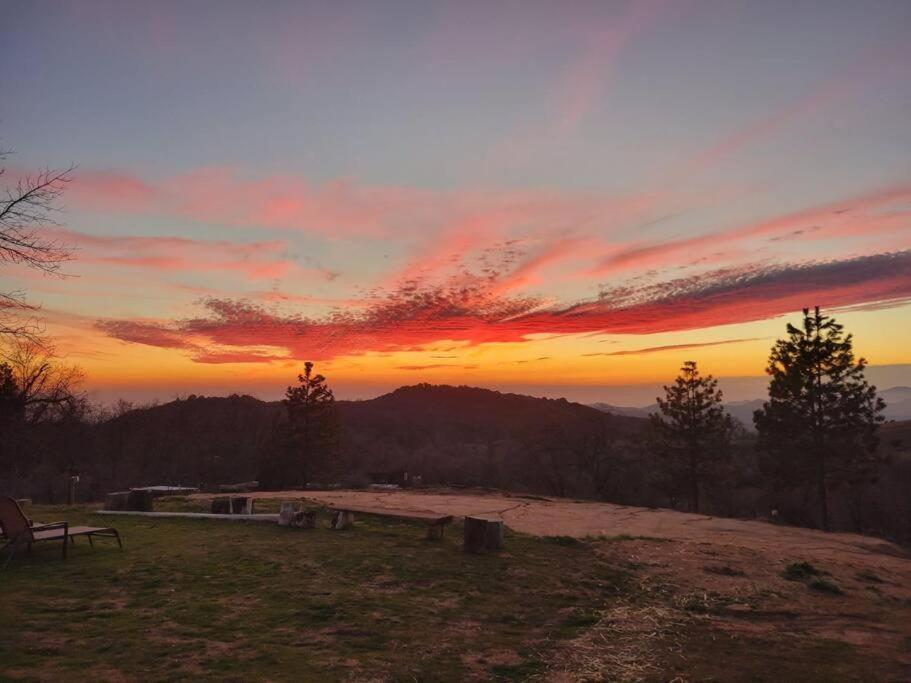 Campground At Sequoia Mountain Farms - Bring Your Own Tent Or Rv - No Bedrooms Or Beds Provided Miramonte Екстер'єр фото